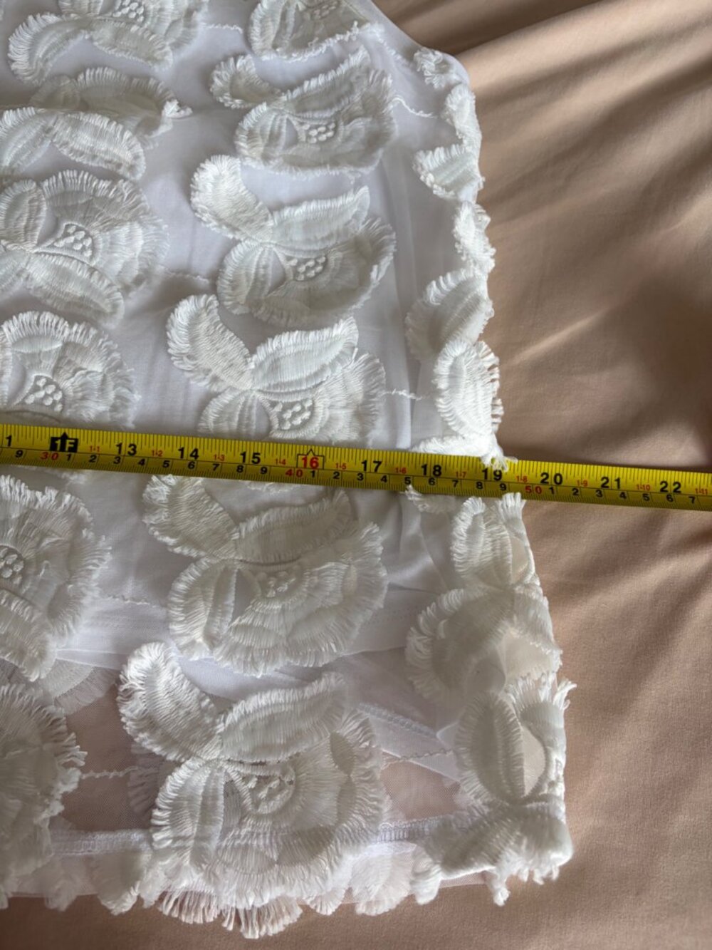 H&M White Floral Appliqué Mesh Sleeveless Top Size Medium - Picture 10 of 11